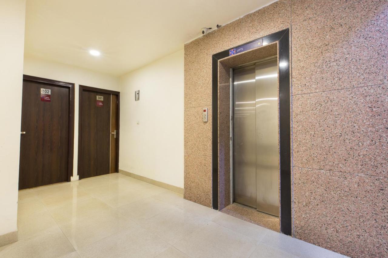 The Alpino Hotel Νέο Δελχί Εξωτερικό φωτογραφία