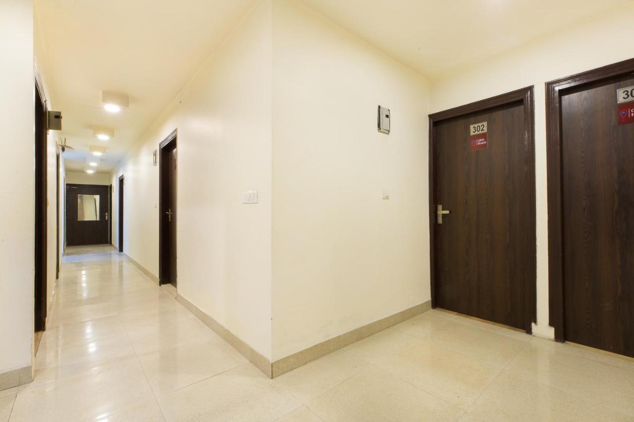 The Alpino Hotel Νέο Δελχί Εξωτερικό φωτογραφία
