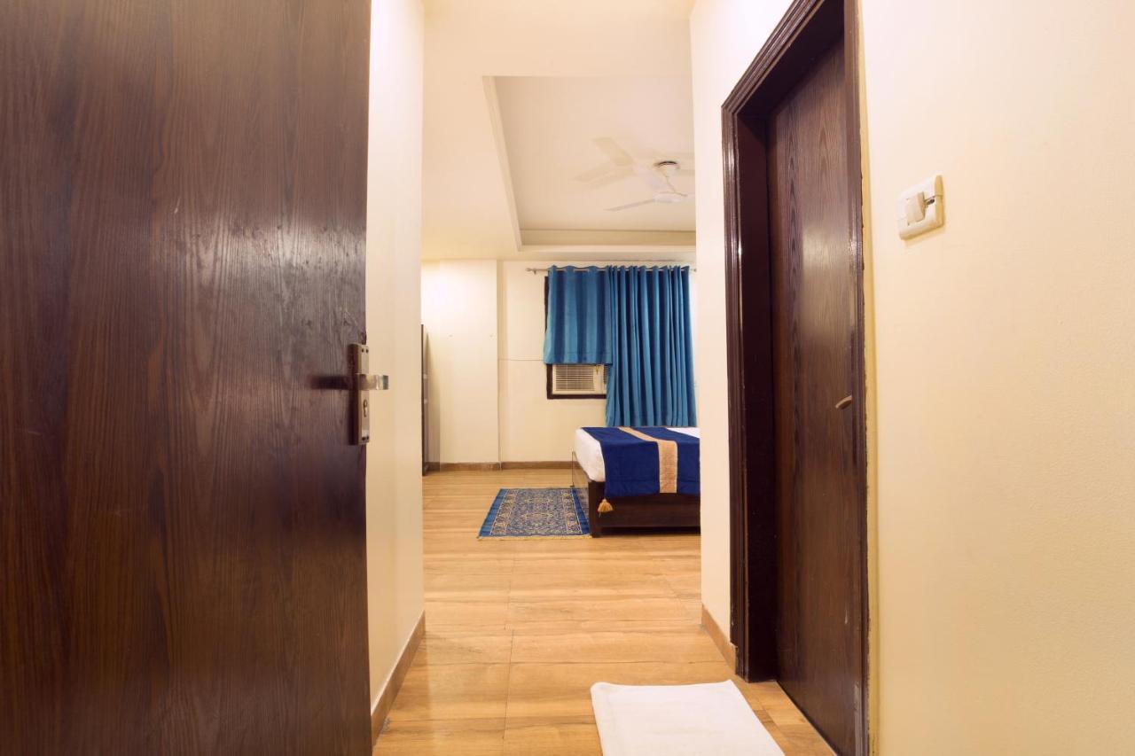 The Alpino Hotel Νέο Δελχί Εξωτερικό φωτογραφία